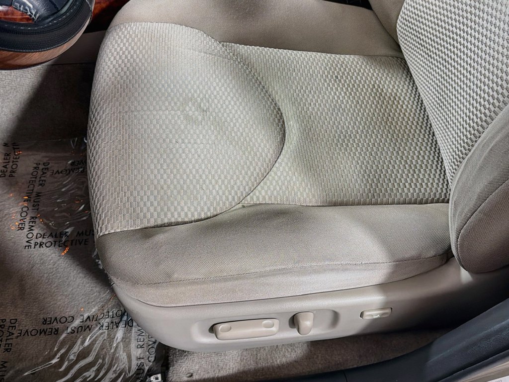 Used 2008 Toyota RAV4 Limited FWD image 19