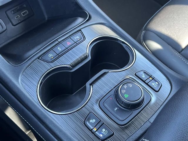 Certified 2022 GMC Acadia SLT w/ Elevation Edition image 29