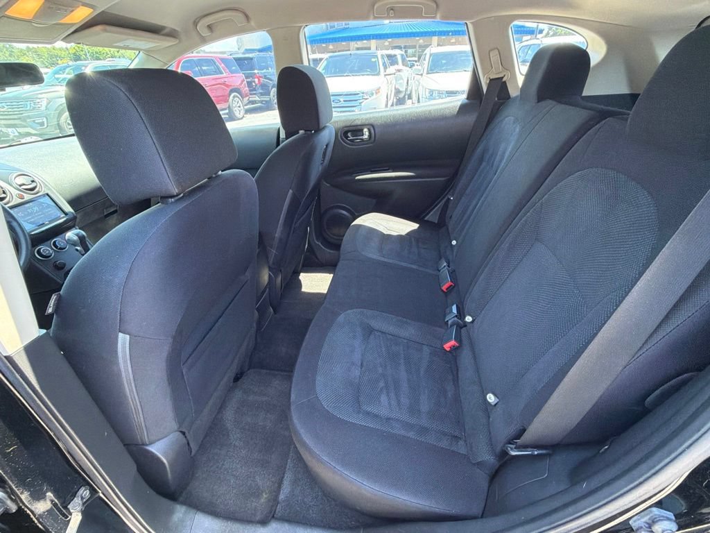 Used 2014 Nissan Rogue S AWD/4WD image 10