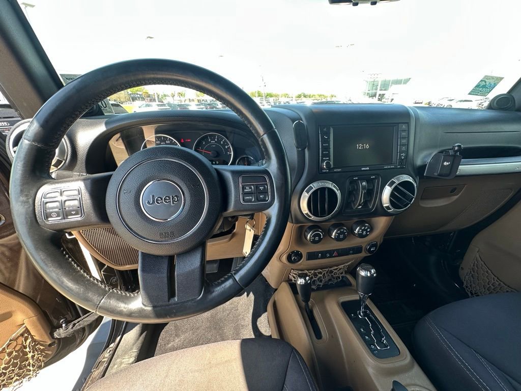 Used 2013 Jeep Wrangler Unlimited Sahara w/ Connectivity Group image 14