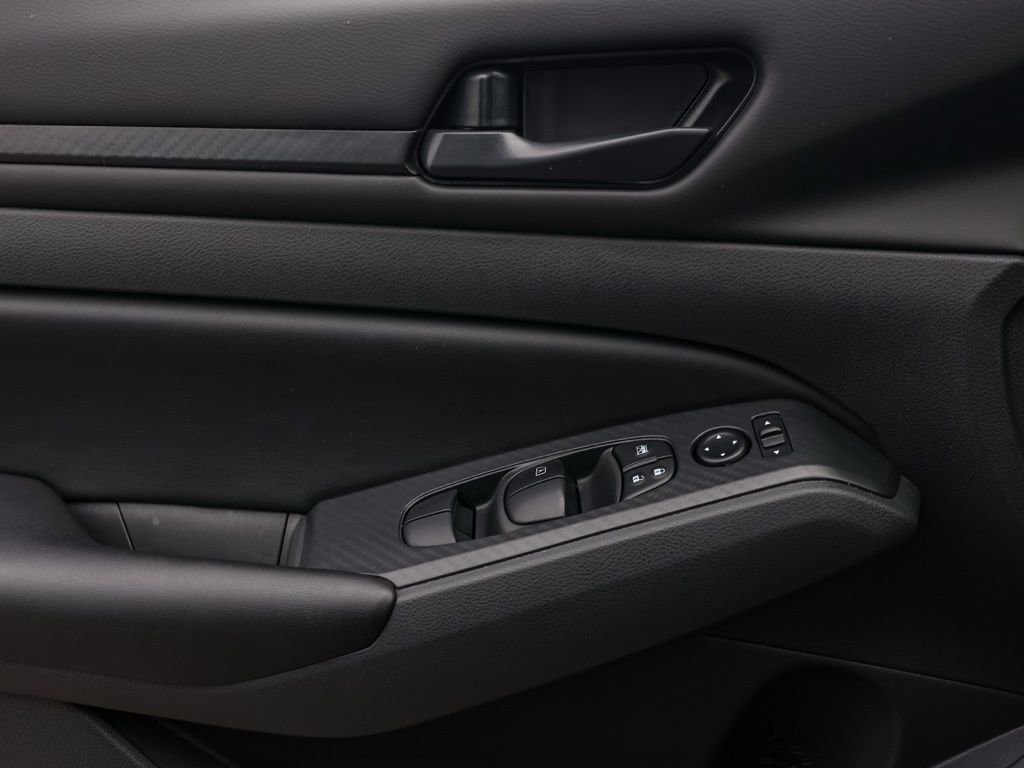 Used 2025 Nissan Altima 2.5 S image 23