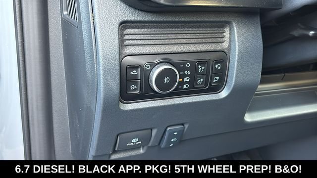 New 2026 Ford F250 Lariat w/ Black Appearance Package AWD/4WD image 11