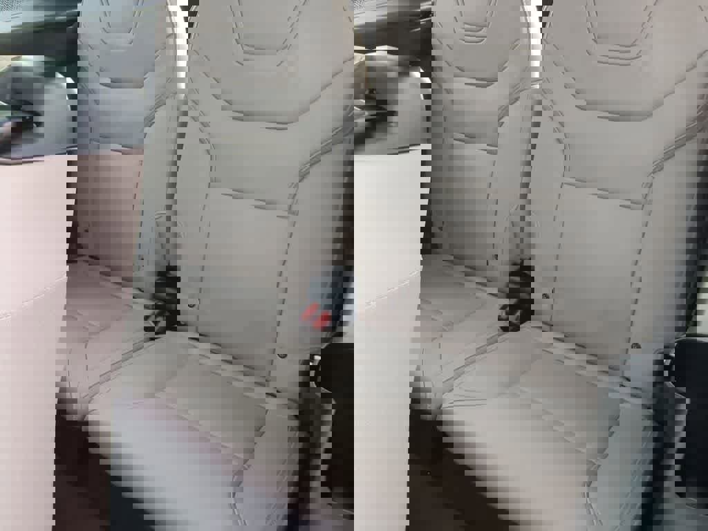 New 2026 Volvo EX90 Ultra image 20