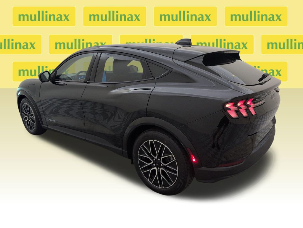 Used 2025 Ford Mustang Mach-E Premium RWD image 9