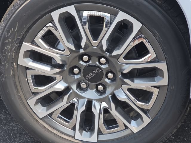 New 2026 GMC Sierra 1500 Denali Ultimate AWD/4WD image 13