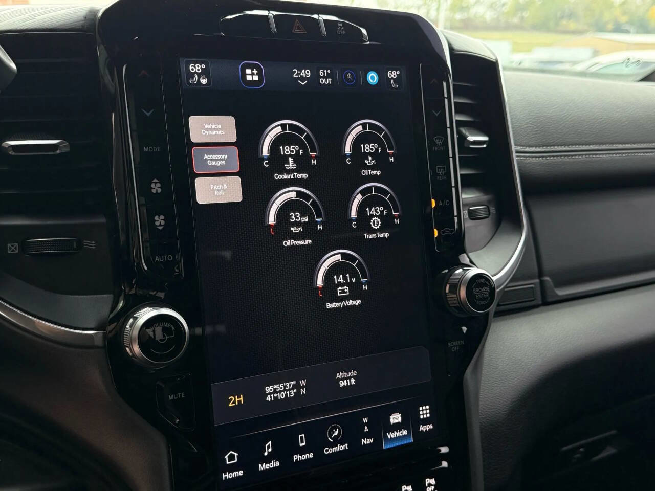 Used 2024 RAM 3500 Laramie w/ Night Edition image 23