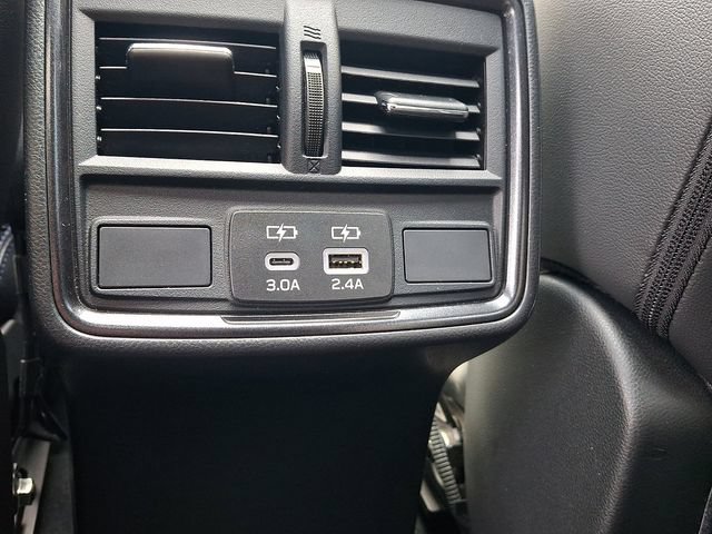 Used 2025 Subaru Forester Limited AWD/4WD image 44