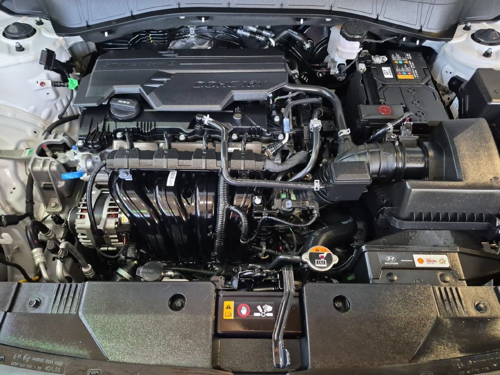 Used 2026 Hyundai Kona SEL Sport FWD image 32