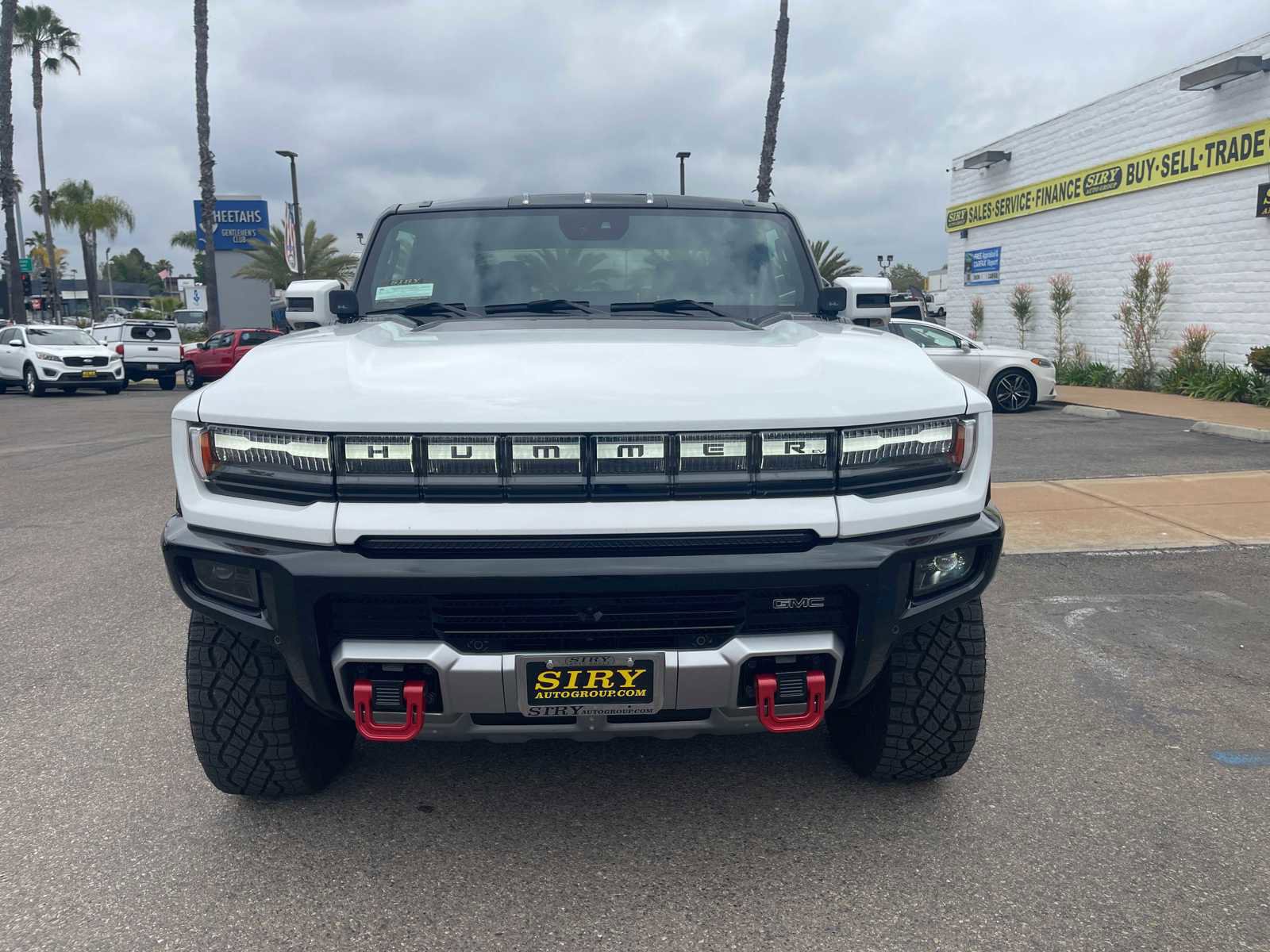 Used 2024 GMC Hummer EV 2X w/ Extreme Off-Road Package image 8
