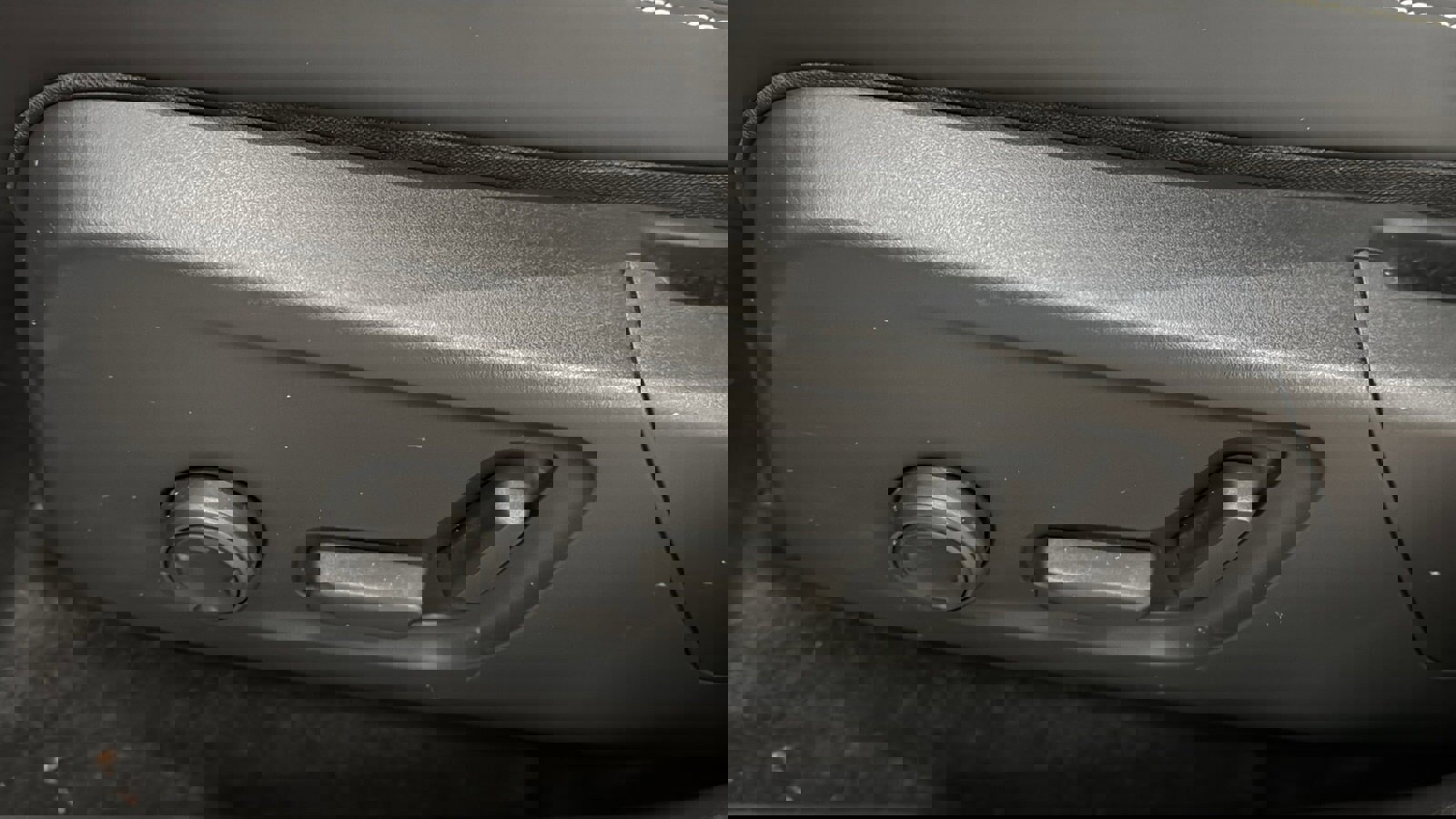 Used 2023 Volvo C40 P8 Recharge Ultimate image 24