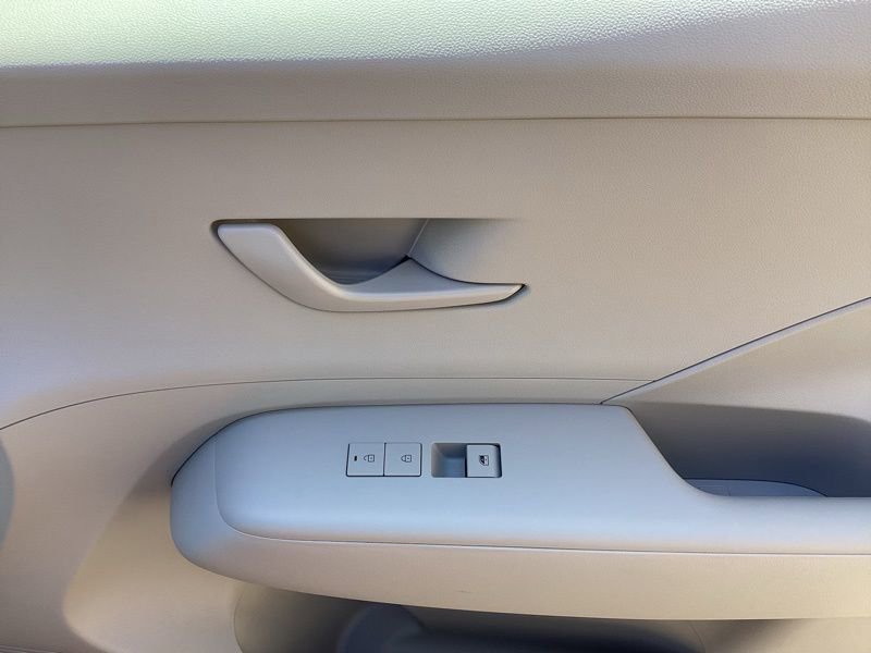 New 2025 Hyundai Kona SEL image 18