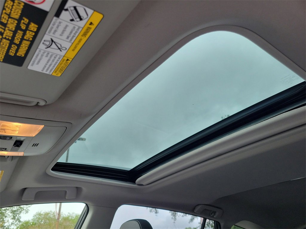 Used 2018 Toyota RAV4 XLE image 39