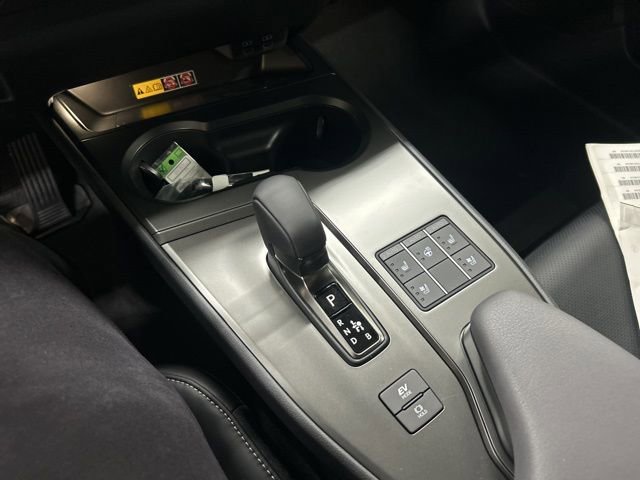 New 2026 Lexus UX 300h AWD image 18