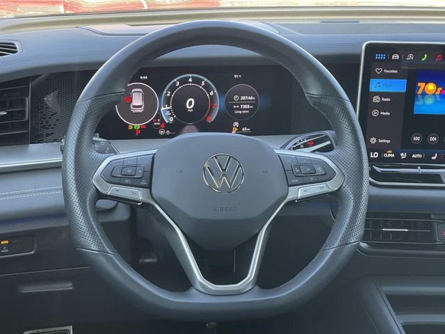 Certified 2026 Volkswagen Tiguan SE R-Line FWD image 7