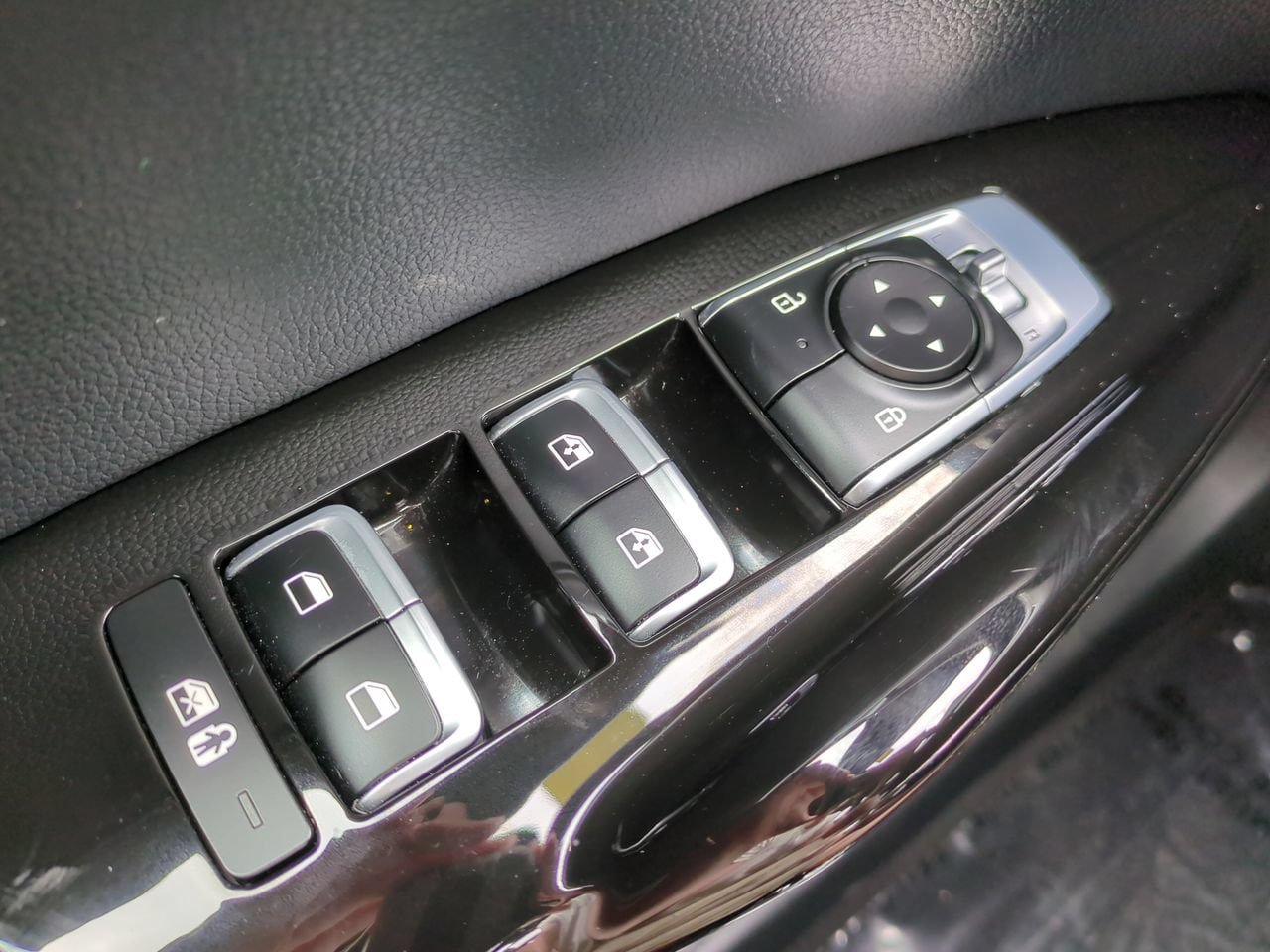 Used 2026 Kia K5 GT-Line w/ GT-Line Red Interior Package FWD image 23
