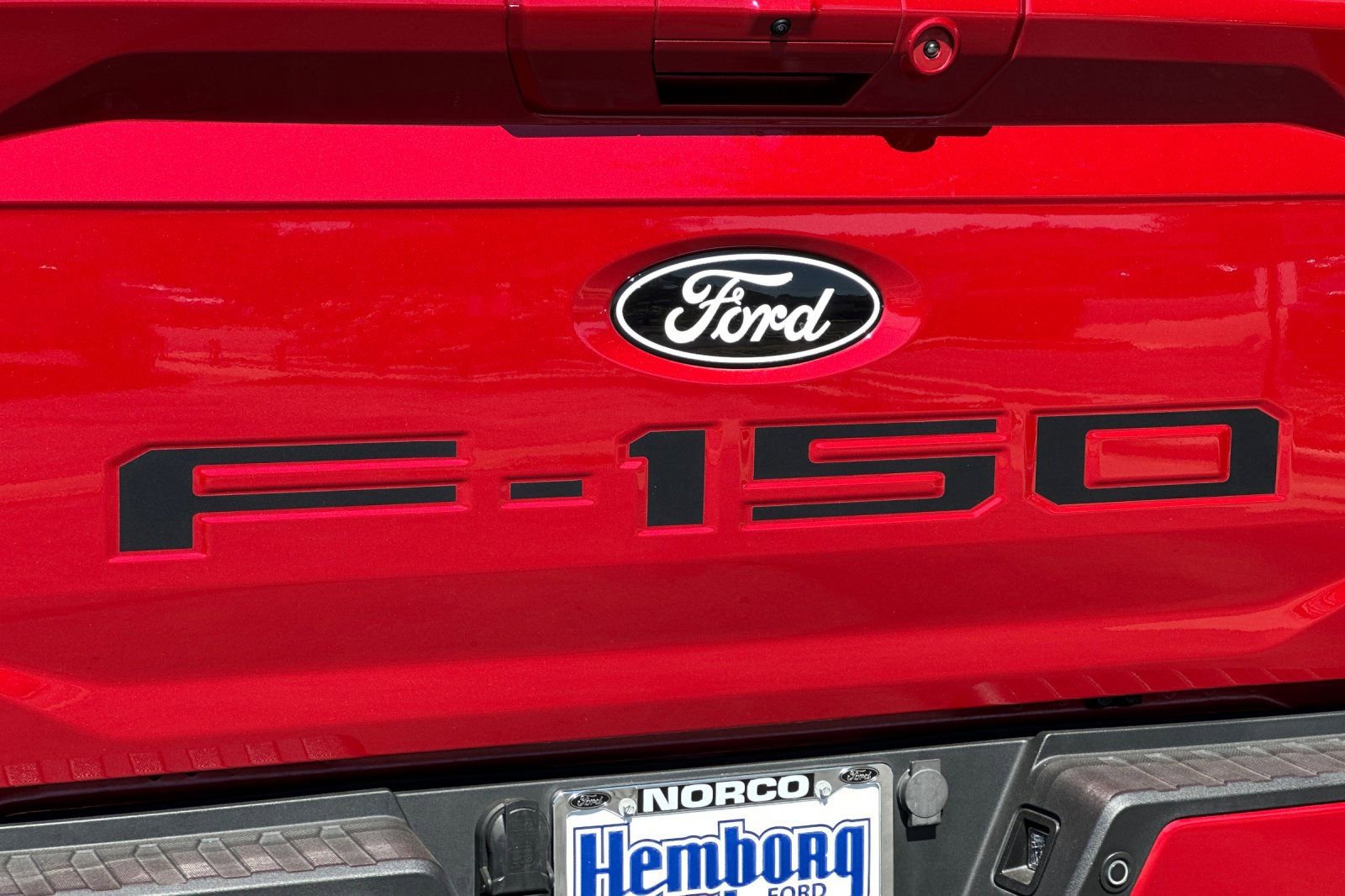 Used 2024 Ford F150 Lariat w/ Bed Utility Package AWD/4WD image 26