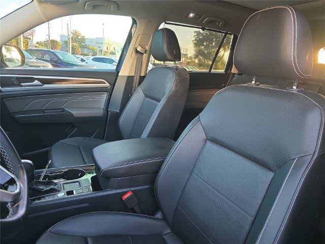 Used 2023 Volkswagen Atlas SE w/ Panoramic Sunroof Package FWD image 15