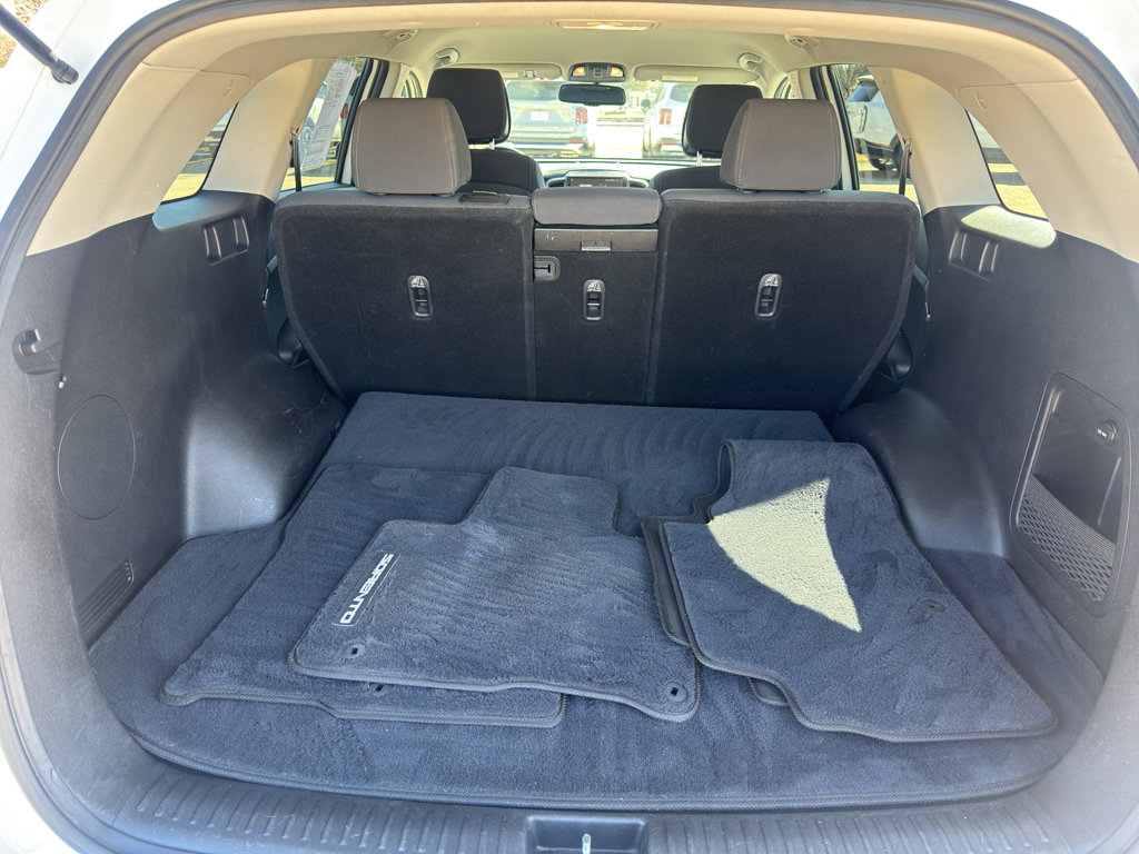 Used 2016 Kia Sorento LX w/ LX Convenience Package image 7