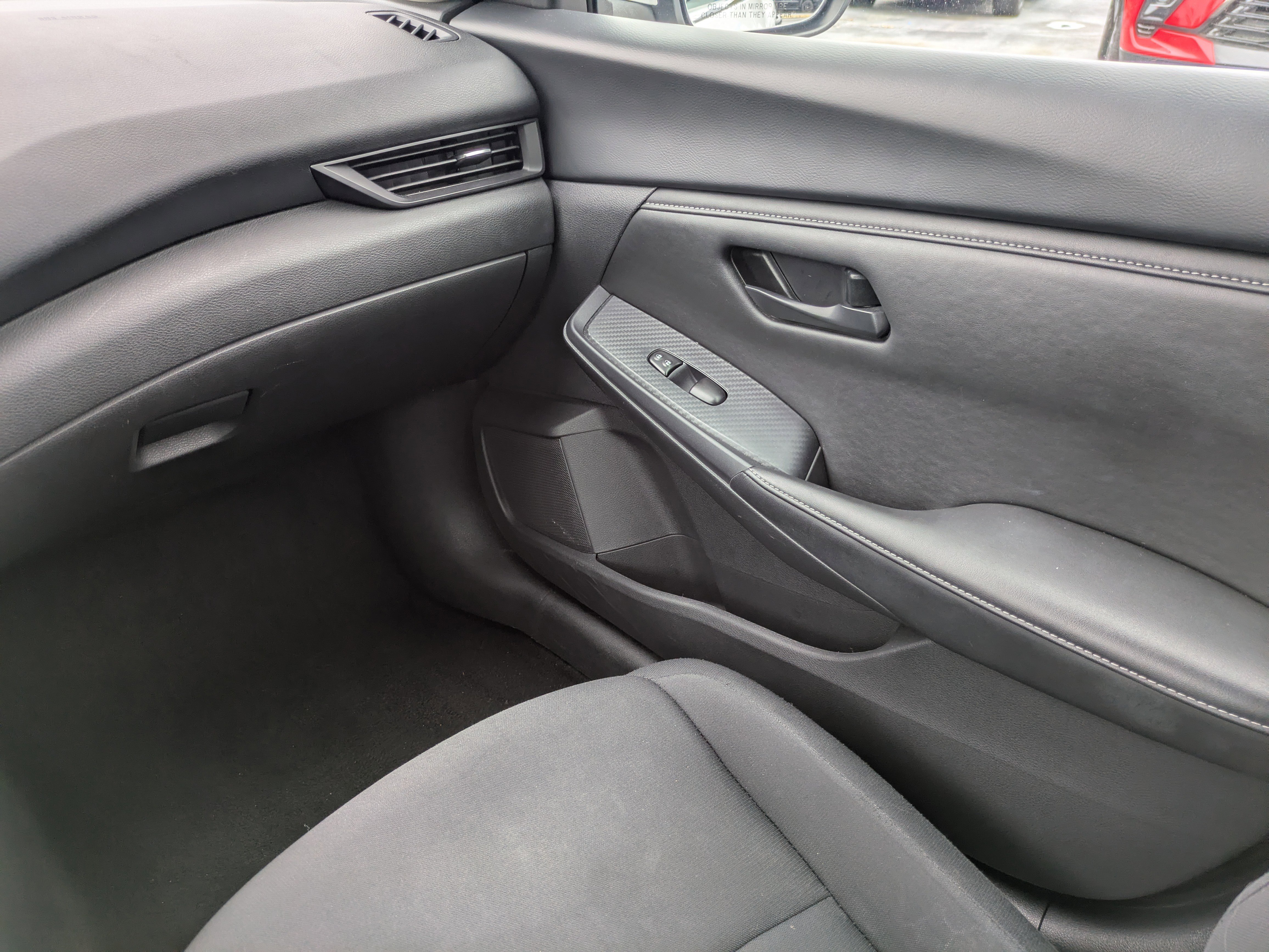 Used 2024 Nissan Sentra S image 10