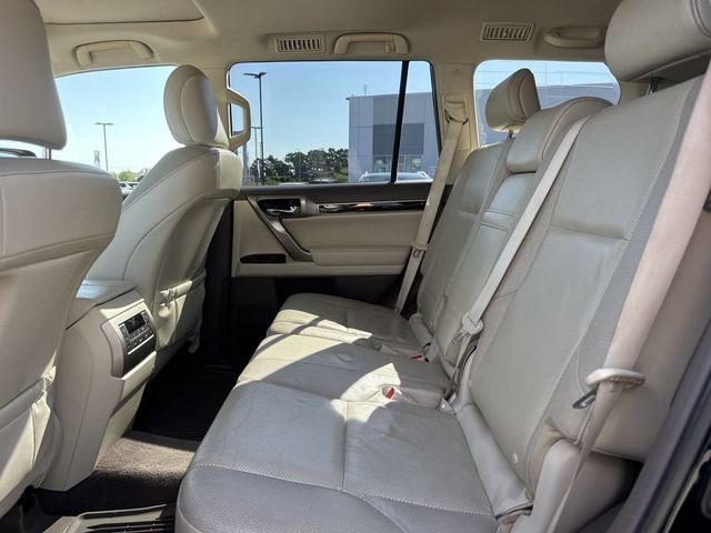 Used 2014 Lexus GX 460 w/ Premium Package AWD/4WD image 9