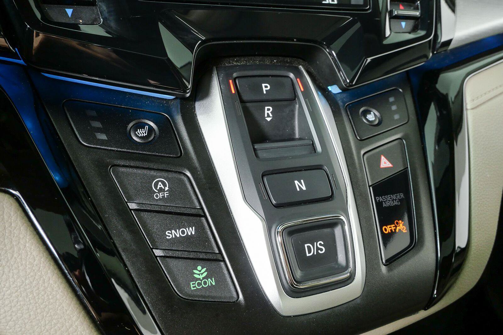 Used 2024 Honda Odyssey Touring image 16