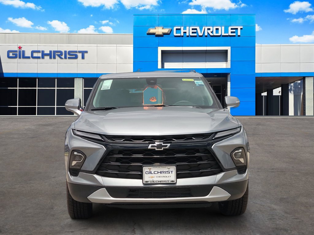 New 2026 Chevrolet Blazer LT w/ LPO, Black Grille Bar Package FWD image 2