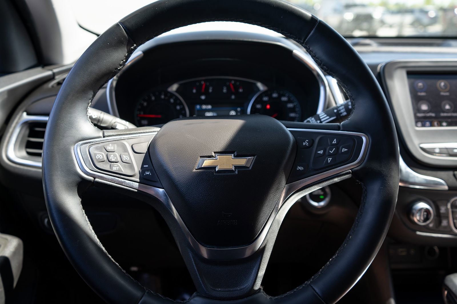 Used 2024 Chevrolet Equinox LT FWD image 28