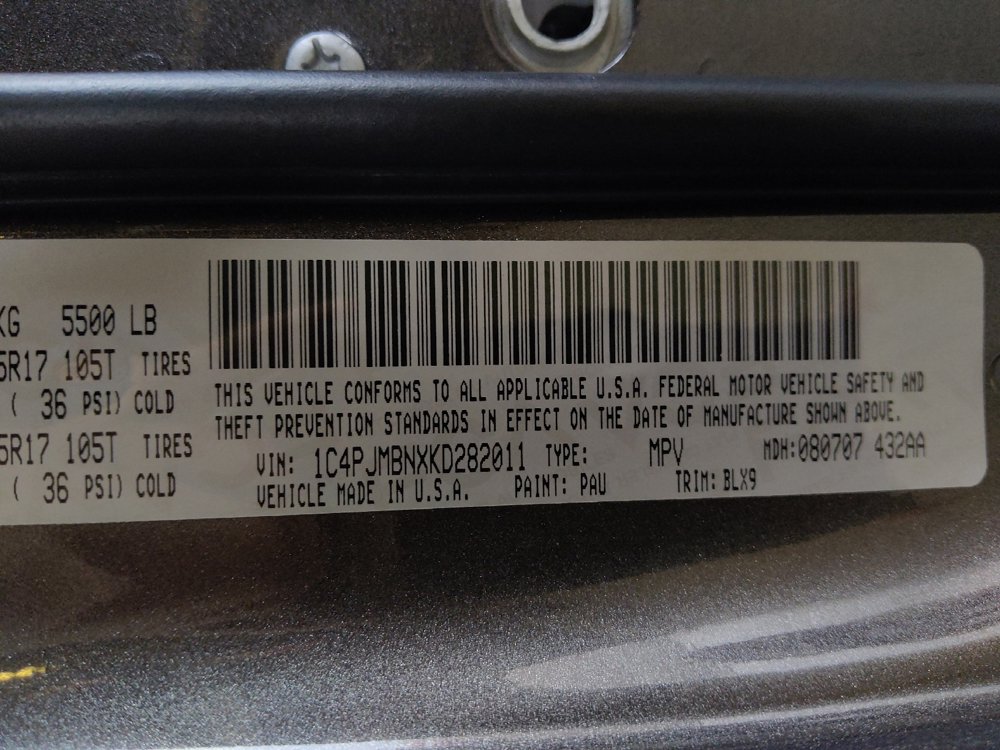 Used 2019 Jeep Cherokee Trailhawk image 33