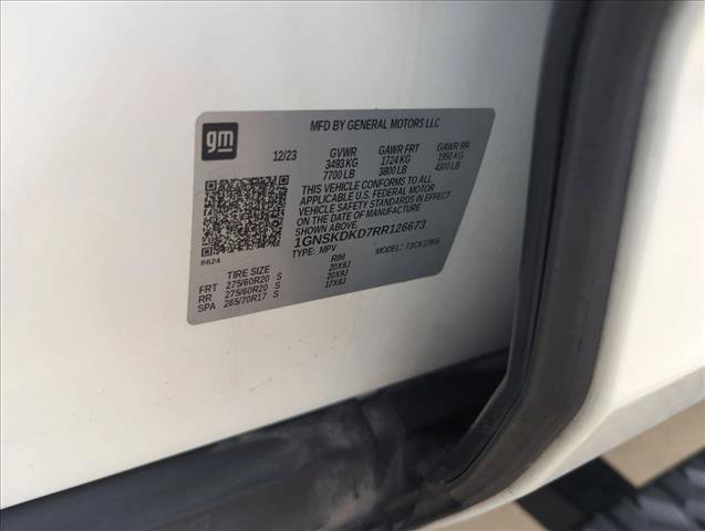 Certified 2024 Chevrolet Suburban Z71 w/ Luxury Package AWD/4WD image 23