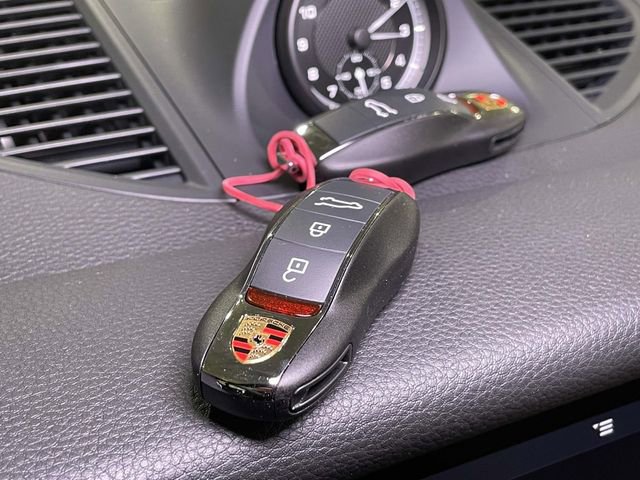 New 2026 Porsche Macan image 45