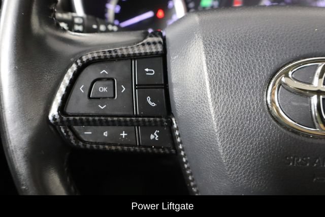 Used 2022 Toyota Highlander XLE FWD image 8