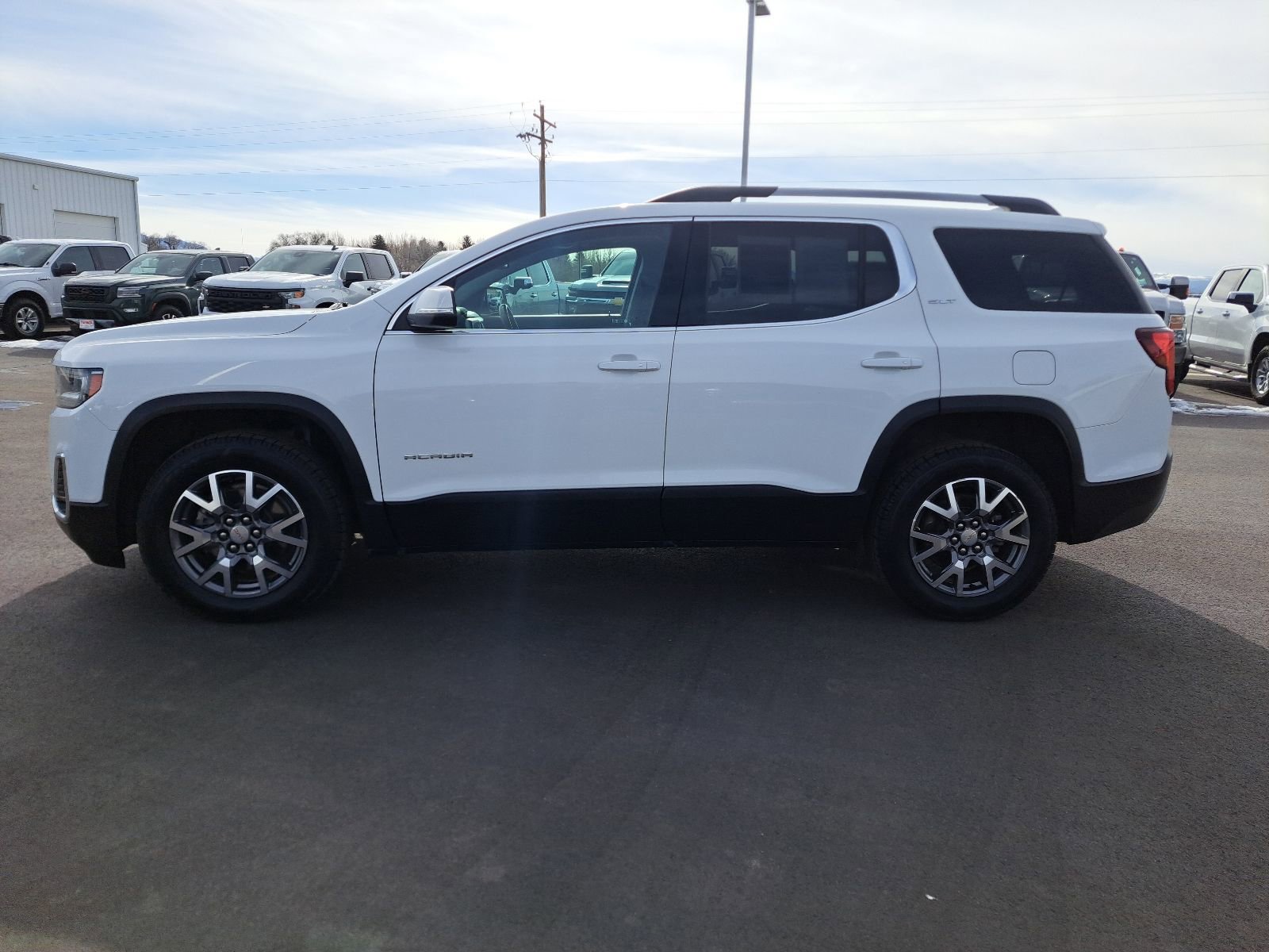 Used 2023 GMC Acadia SLT image 7