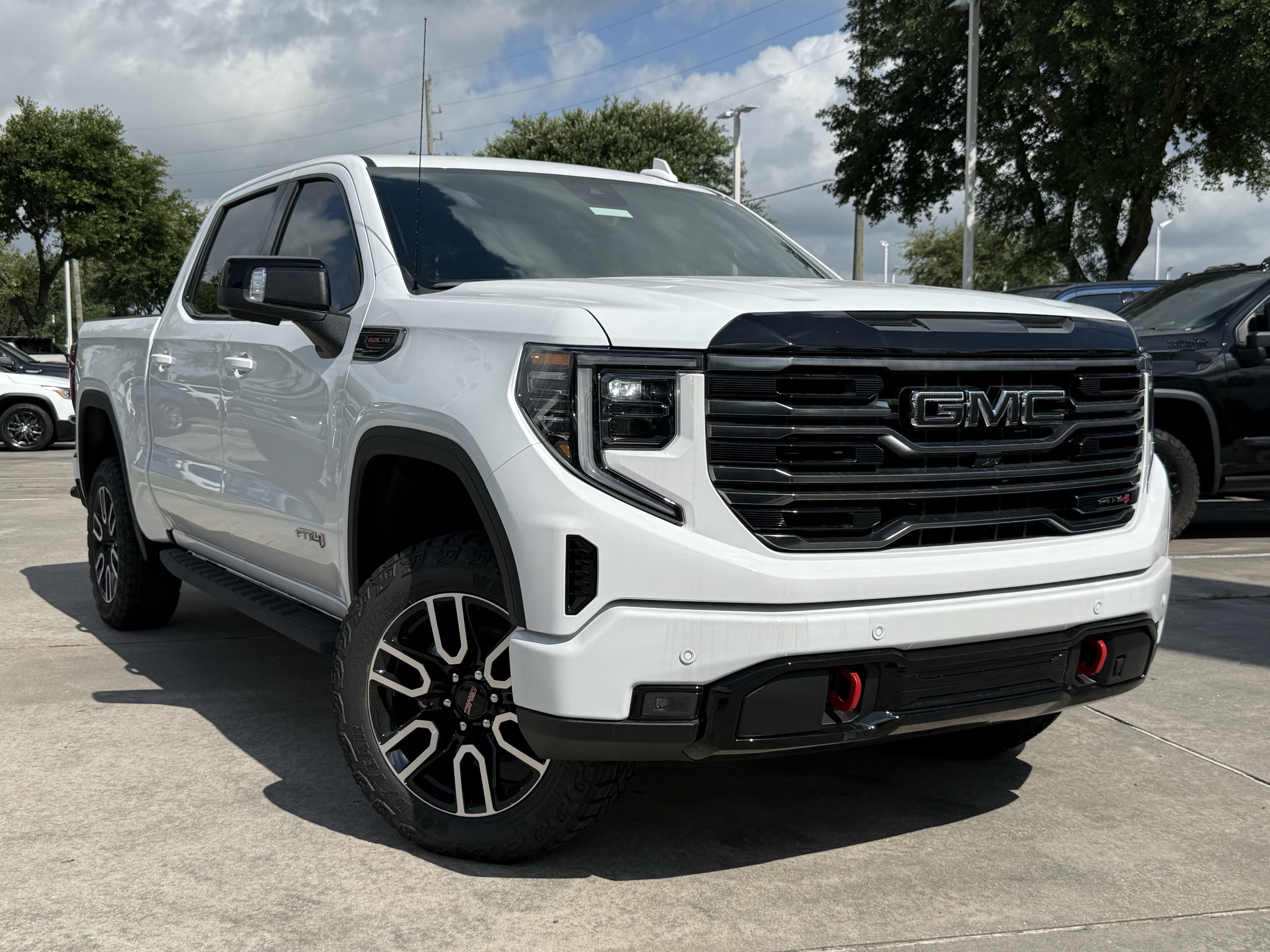 New 2026 GMC Sierra 1500 AT4 w/ AT4 Premium Package AWD/4WD image 2