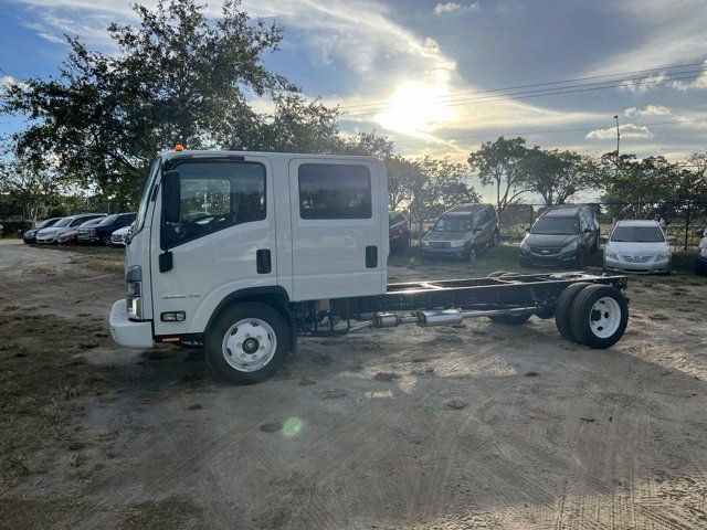 New 2024 Chevrolet Low Cab Forward 5500HG RWD image 2