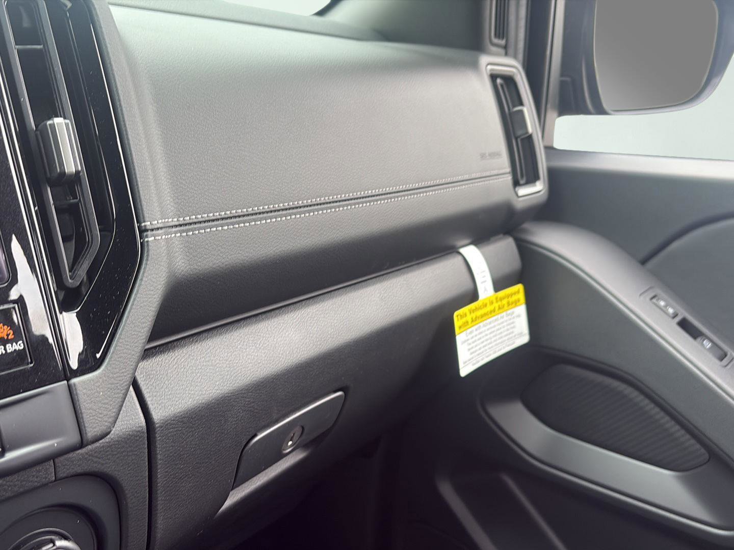 New 2026 Nissan Frontier SV image 31