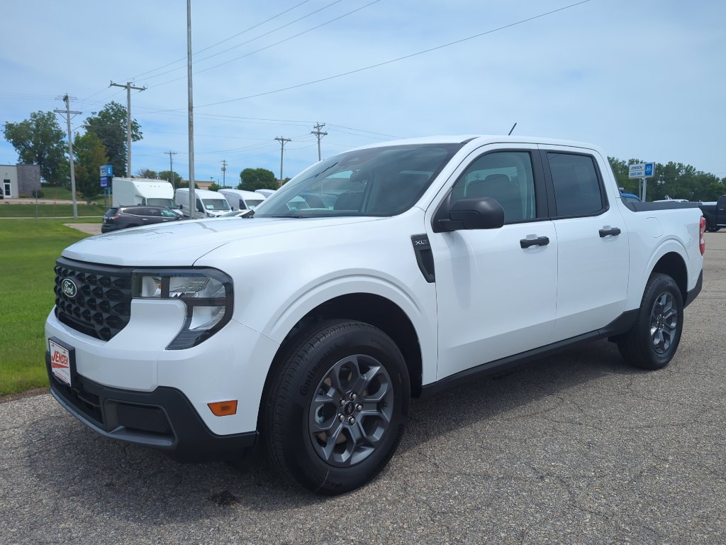 New 2025 Ford Maverick XLT w/ Equipment Group 302A image 3