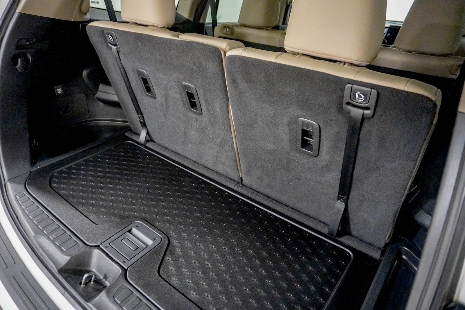 Used 2020 Honda Pilot Touring image 9