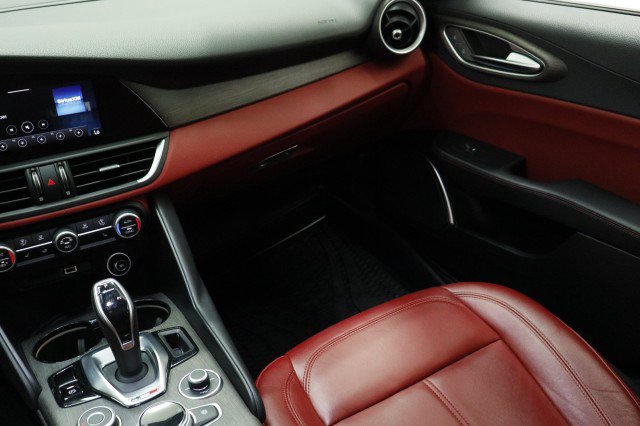 Used 2021 Alfa Romeo Giulia Ti RWD image 26