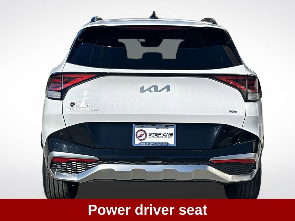 Used 2025 Kia Sportage SX image 7