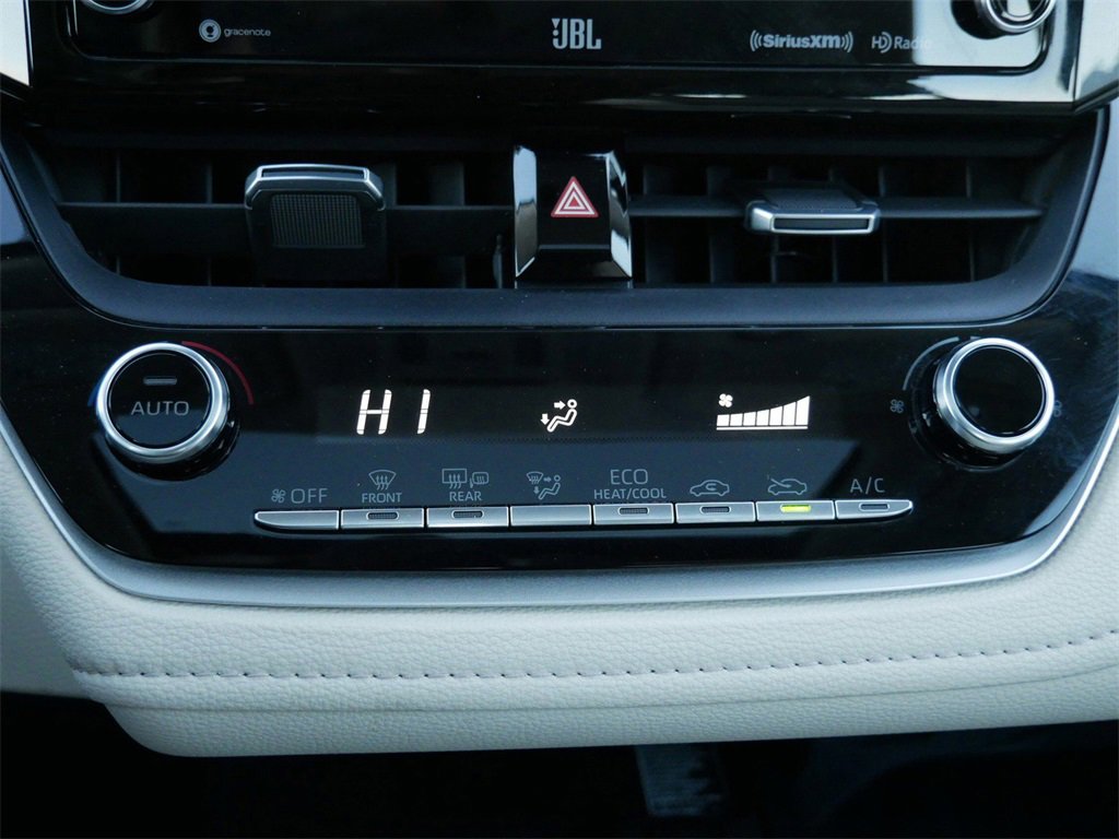 Used 2022 Toyota Corolla XLE image 20