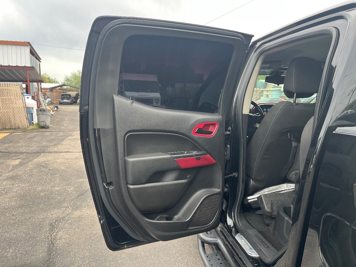 Used 2017 Chevrolet Colorado LT RWD image 14
