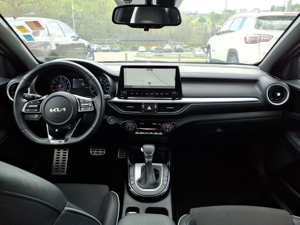 Used 2024 Kia Forte GT-Line FWD image 15