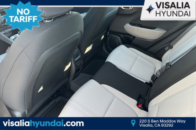 New 2025 Hyundai Venue SEL FWD image 13