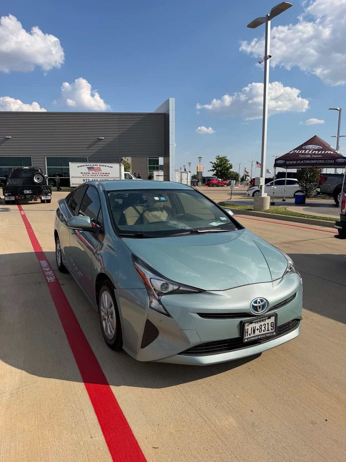 Used 2016 Toyota Prius Two FWD image 1