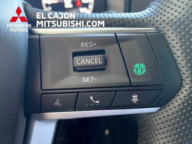 Used 2025 Mitsubishi Outlander SEL Black Edition image 21