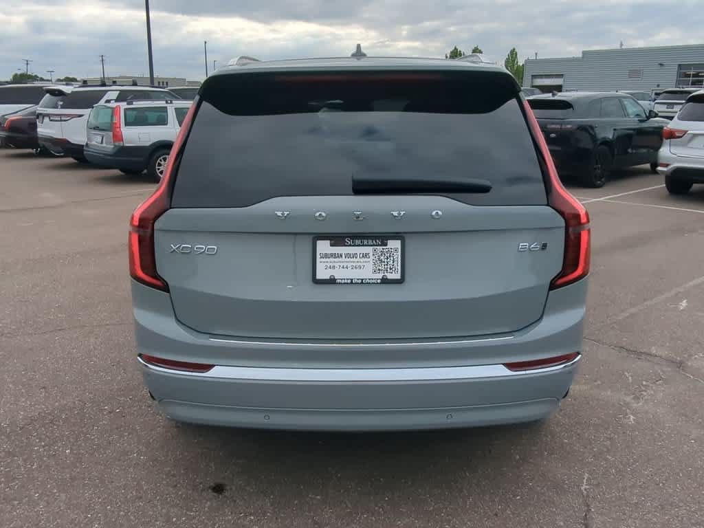 Used 2026 Volvo XC90 B6 Plus w/ Protection Package Premier AWD/4WD image 5