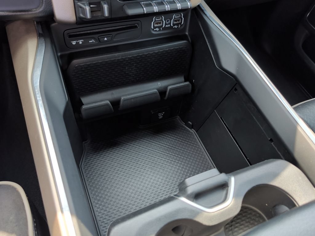 Used 2019 RAM 1500 Laramie w/ Sport Appearance Package AWD/4WD image 25