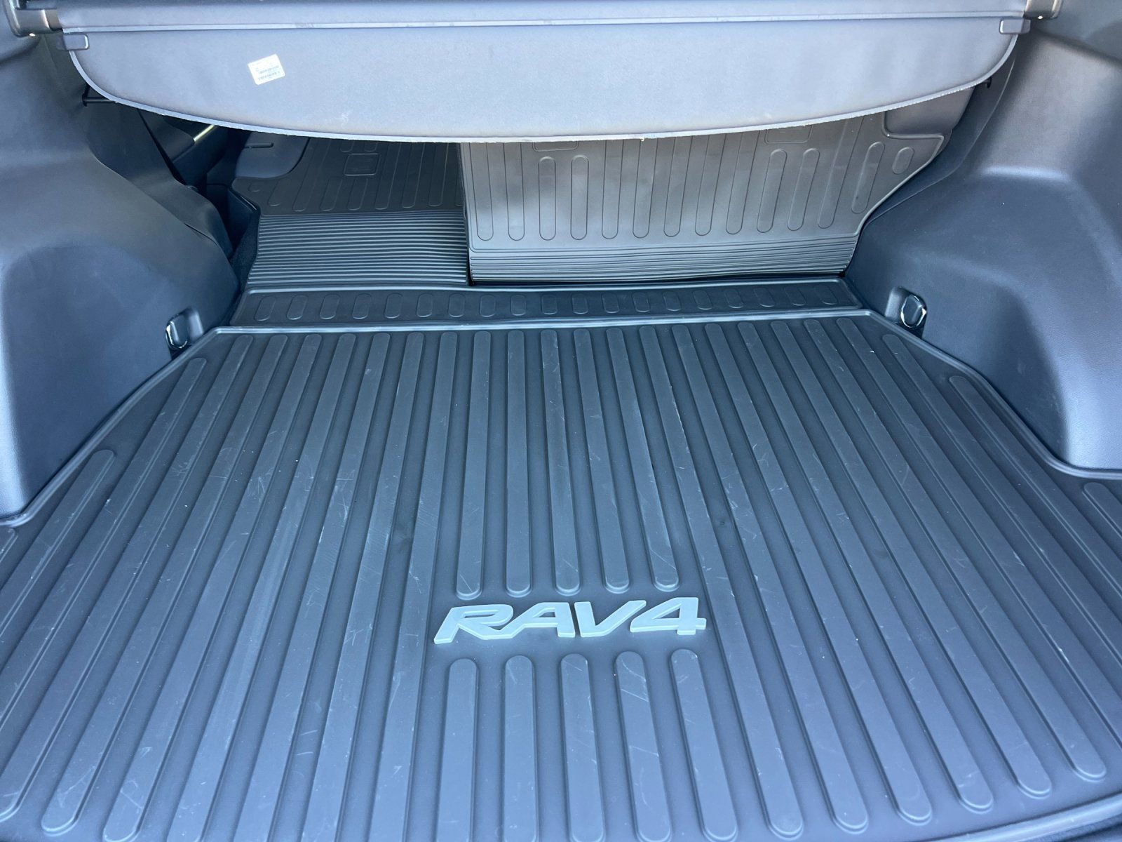 Used 2025 Toyota RAV4 LE image 15