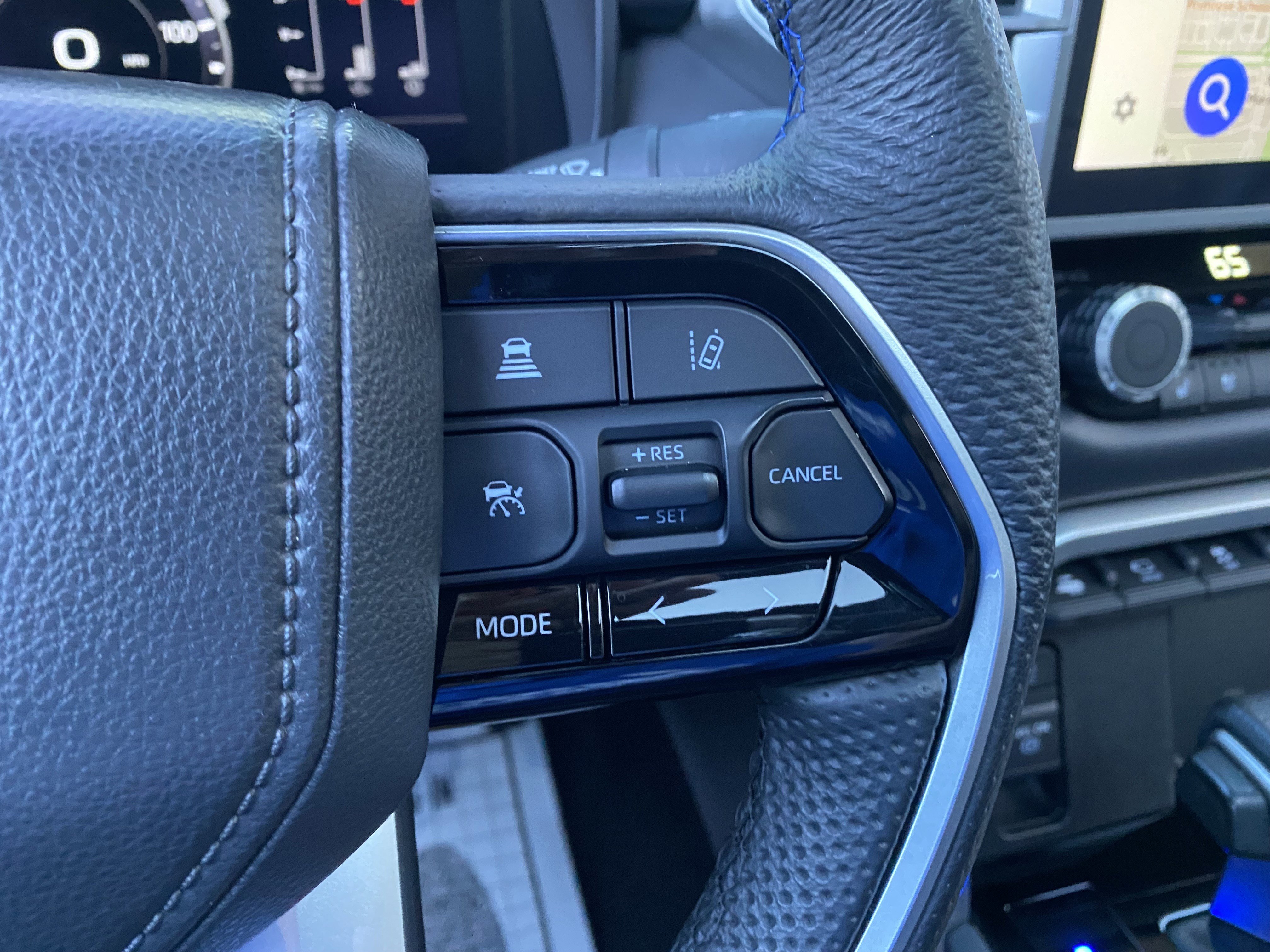 Used 2025 Toyota Tundra Platinum AWD/4WD image 21