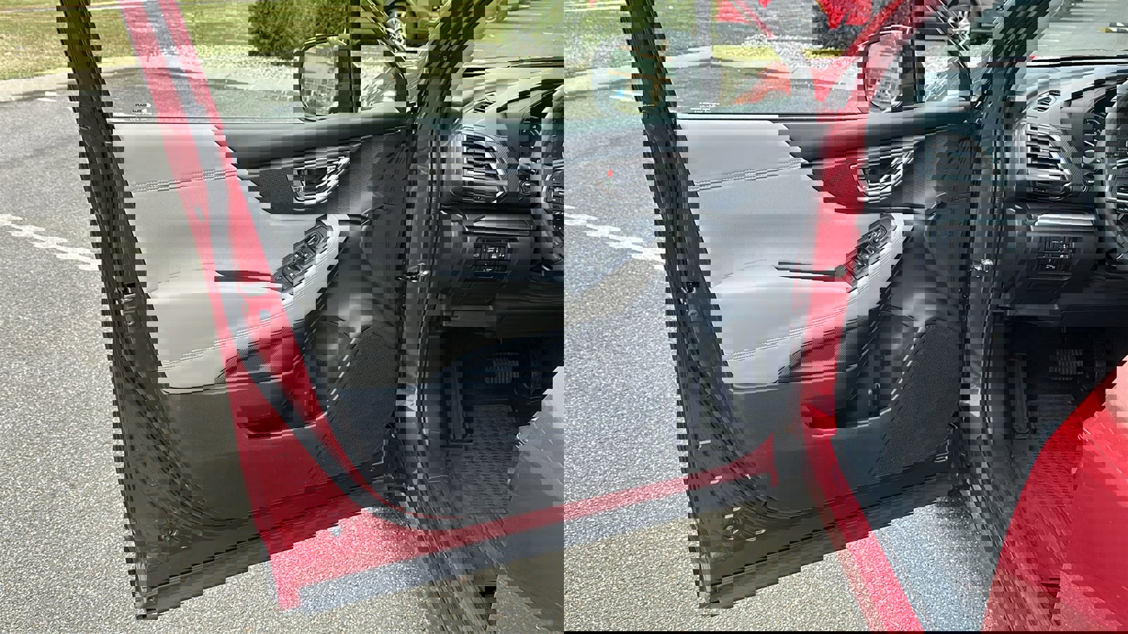 Used 2023 Subaru Forester Premium image 8